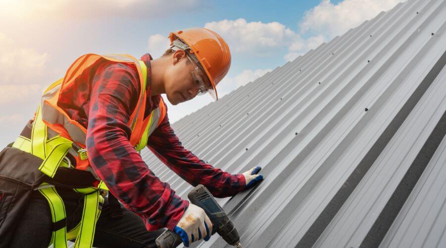 Professional gutter cleaning in Murfreesboro, NC